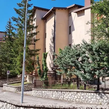 Lägenhet La Regina Della Neve